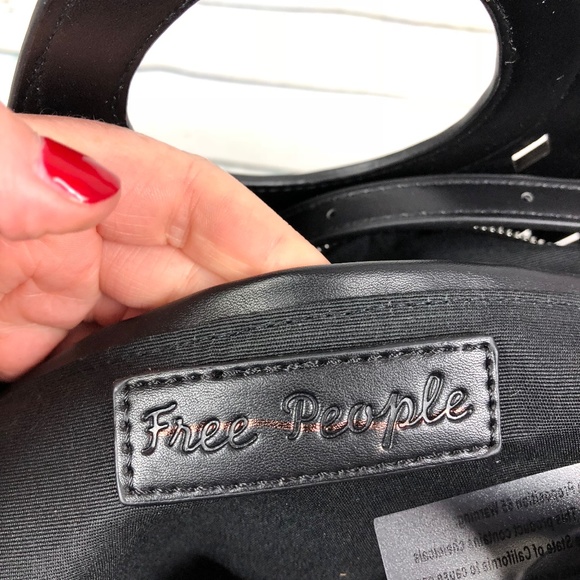NEW Free People cut out tote in black - Picture 4 of 6